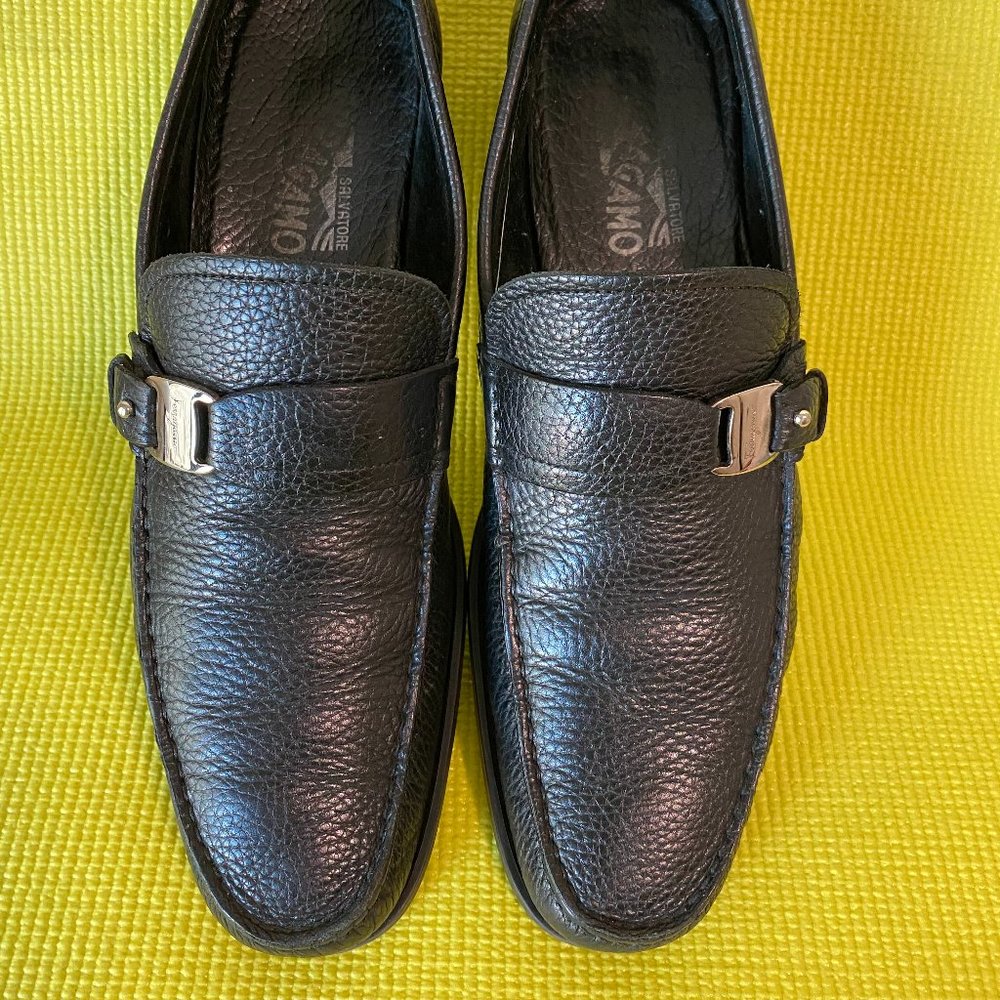 SALVATORE FERRAGAMO Men's Black Bravo Loafers
